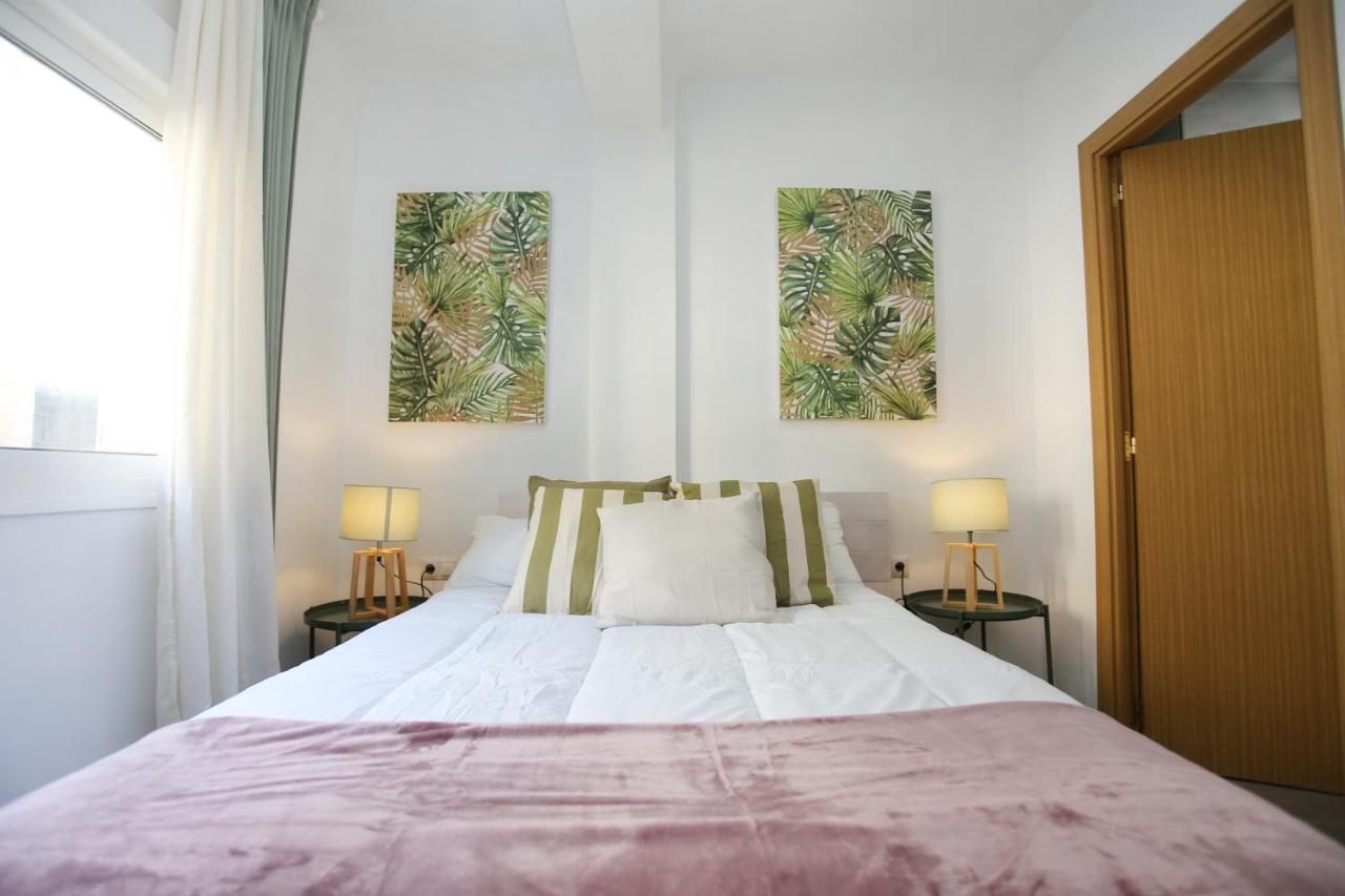 Apartamento En Calle Mendoza - Zona Huelin & 300 Mts De La Playa Apartment Malaga Exterior photo
